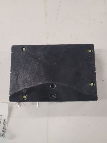 Chassis ECM Communication Telematics Center Dash Fits 16-17 ESCALADE 84023338