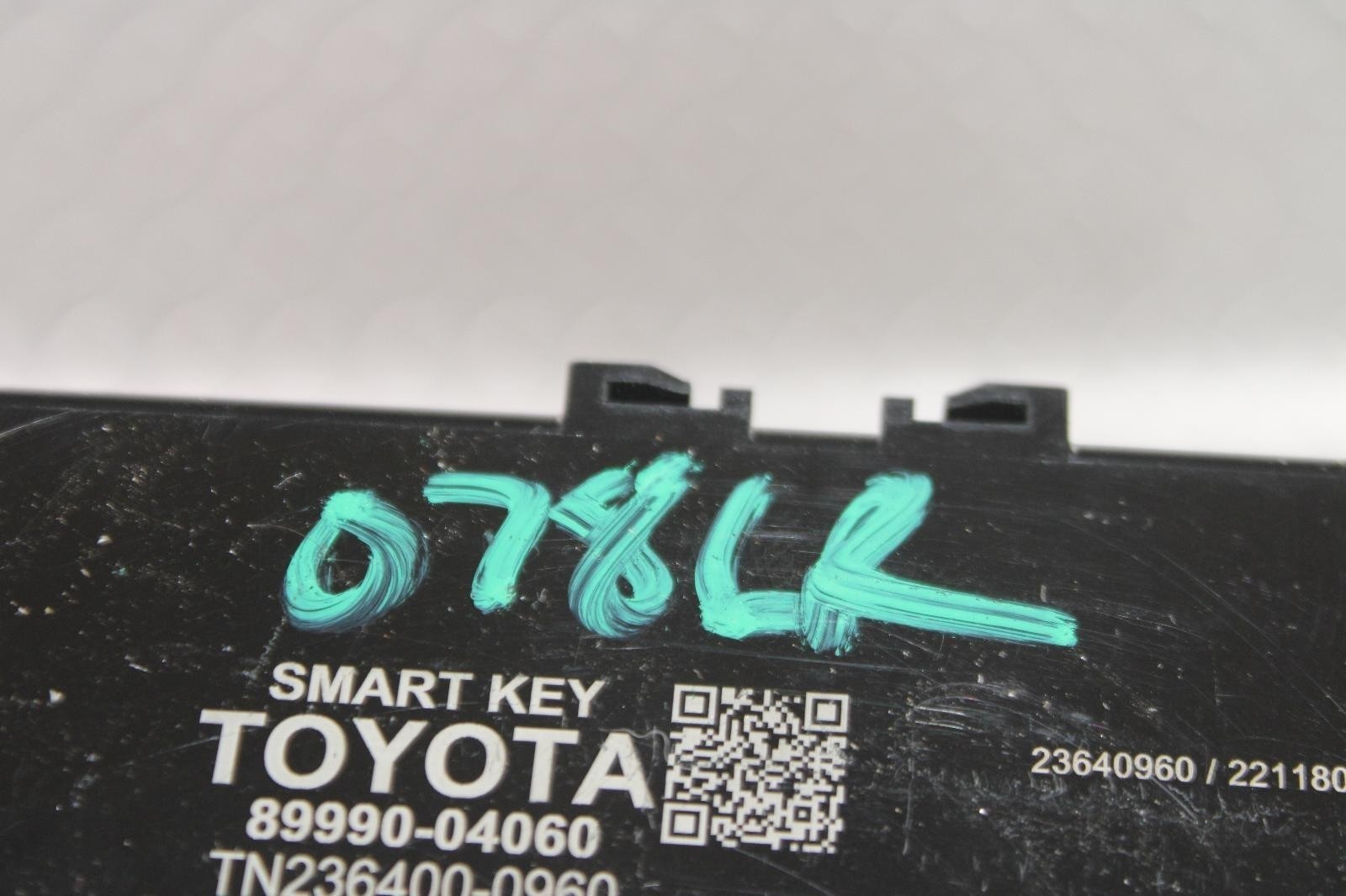 20-23 TACOMA Theft-Locking Electronic Keyless Ignition Smart Key Module OEM BCM