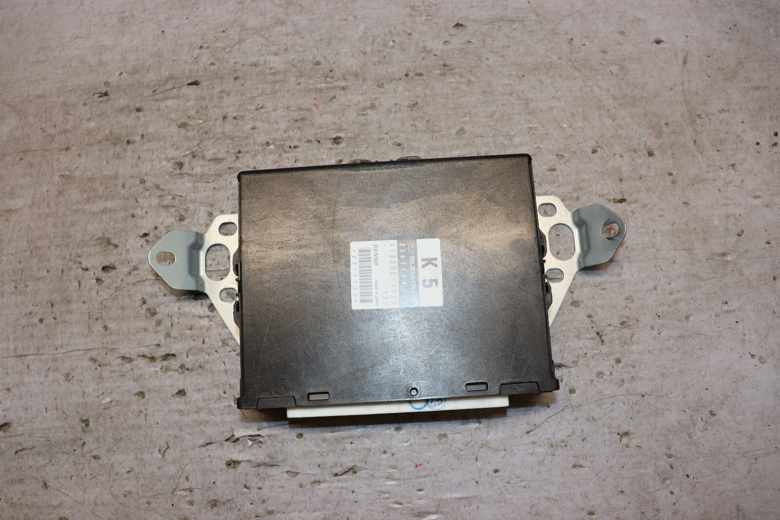 2006-2008 Subaru Forester engine computer ECU Automatic OEM 22611AK740