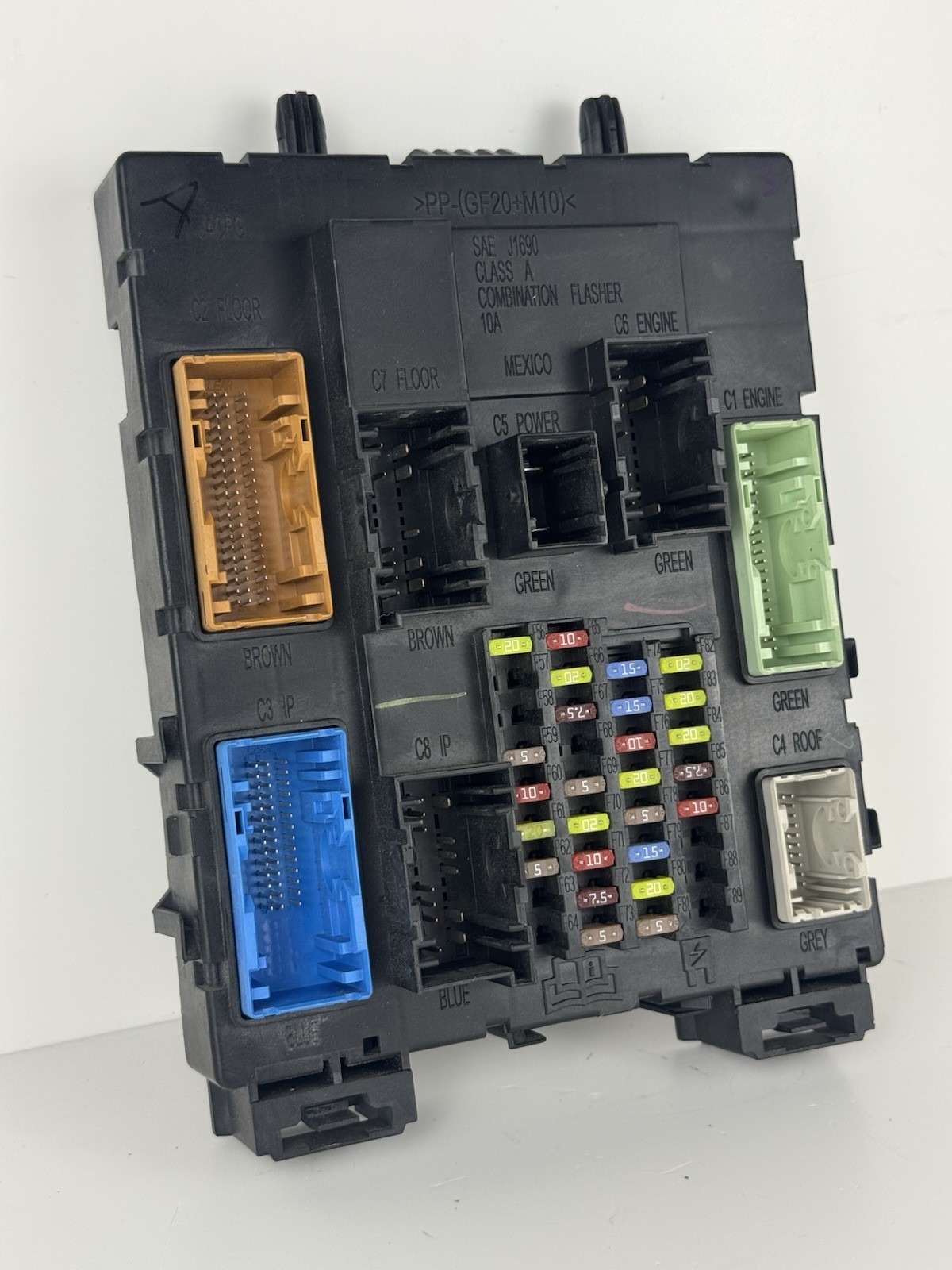 2011 – 2018 FORD Focus C-Max Escape Body Control Module BCM Interior Fuse Box