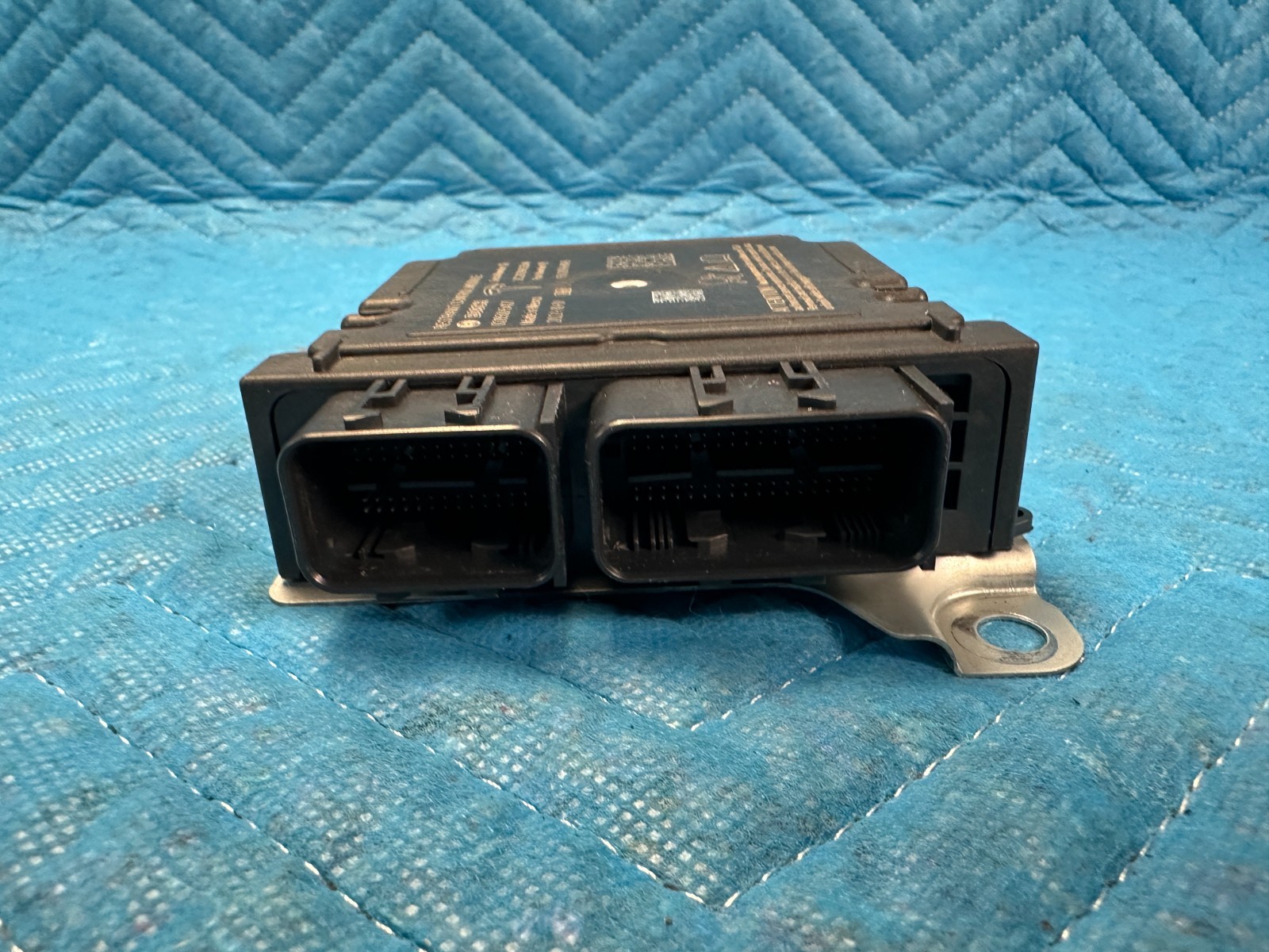 OEM Tesla Model 3 Restraint Control Module 19k 1512876-00-B 2021