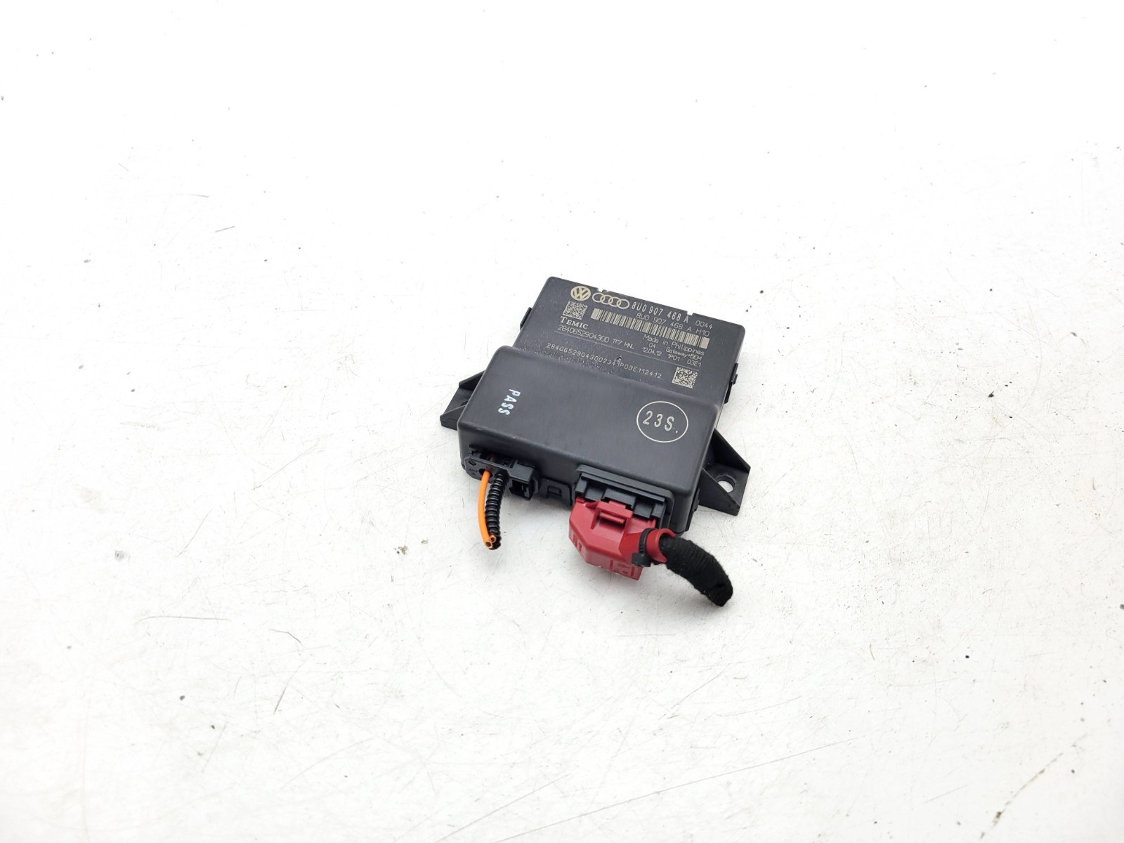 GATEWAY CONTROL MODULE ECU UNIT 8U0907468A AUDI Q3 2012