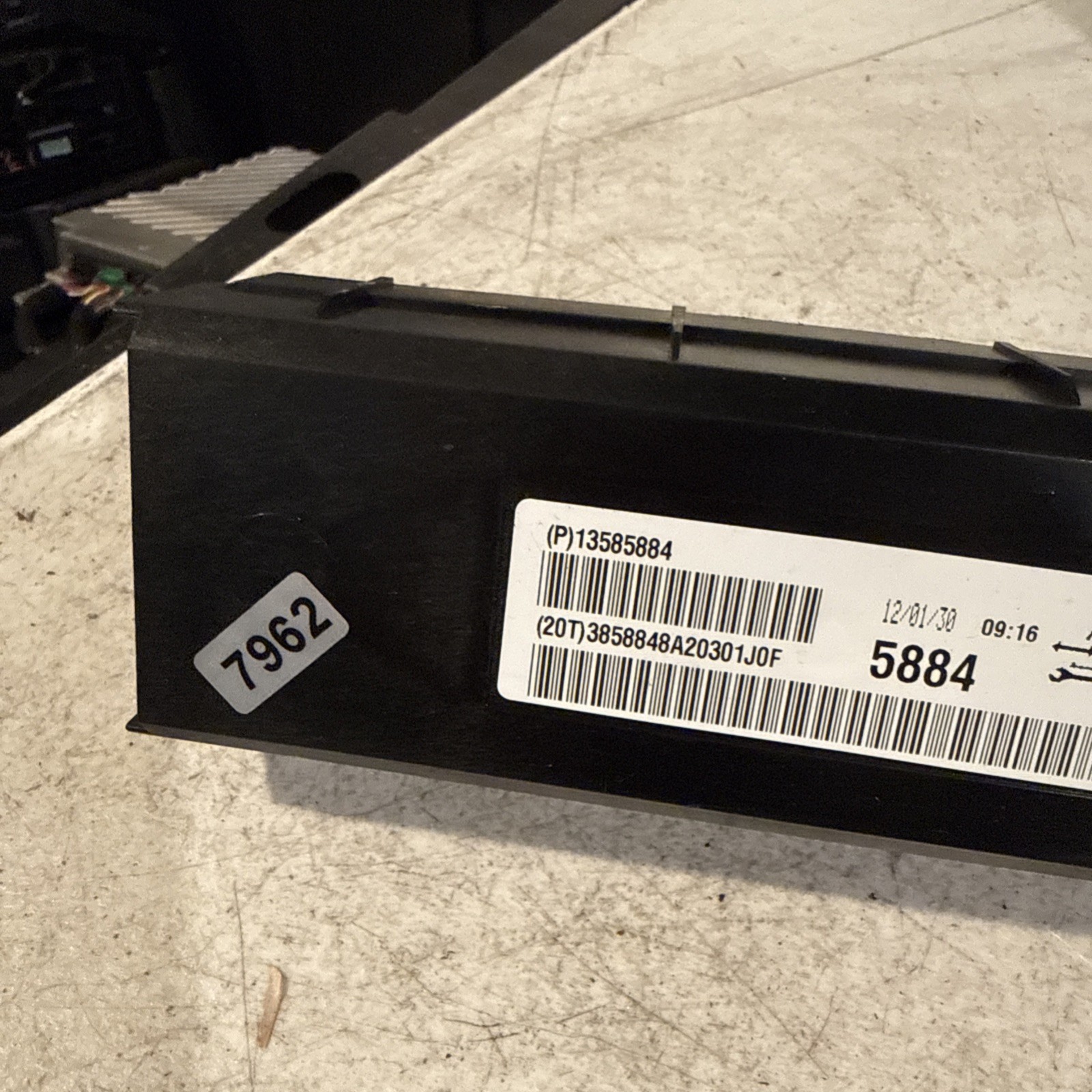 12 Chevrolet Equinox Electronic Temperature Control Module OEM 13585884