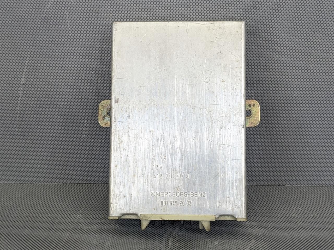 OEM 1972-1981 Mercedes Benz 10-Pin VDO Electronic Control Unit Module 0015452032