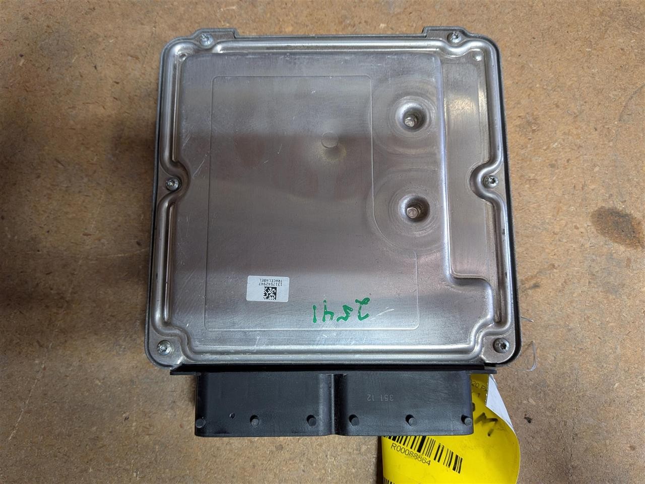 Used Engine Control Module (ECM) fits: 2020 Volkswagen Passat Electronic Control
