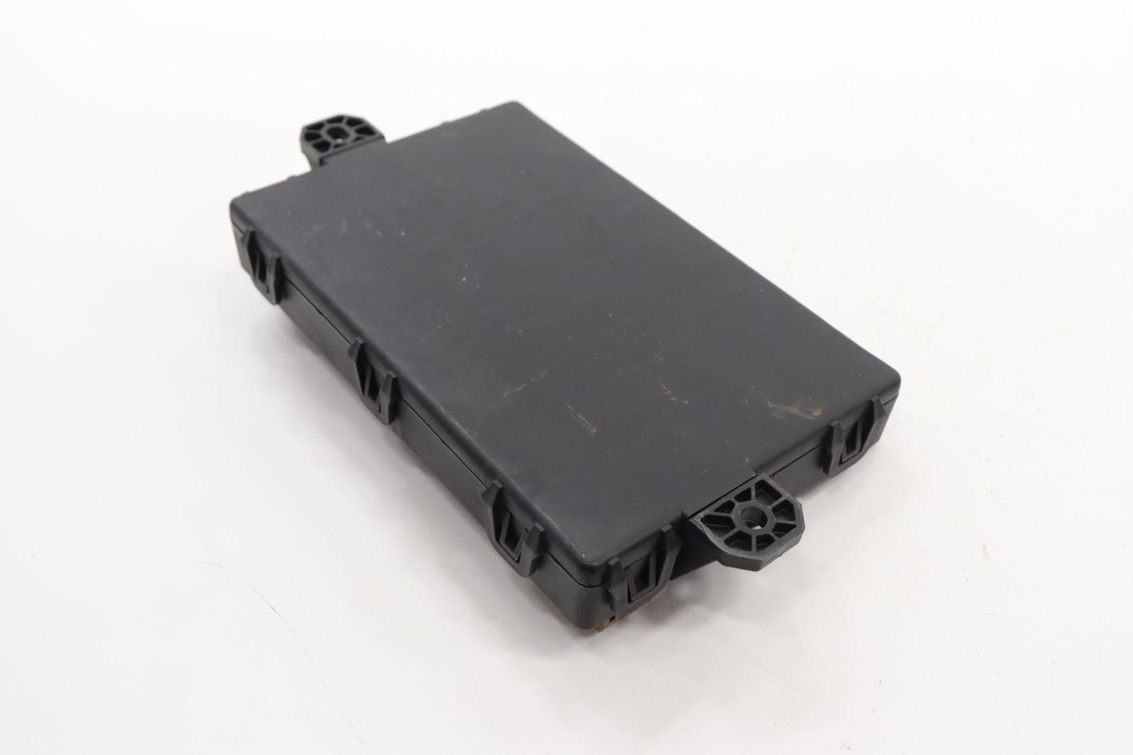 Used Left Seat Memory Control Module fits: 2020 Lincoln Corsair Seat memory L. 2