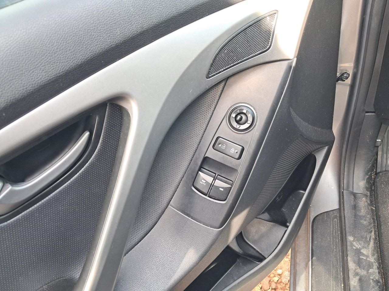 Engine ECM Electronic Control Module Canada Market Fits 14-15 ELANTRA 5002289