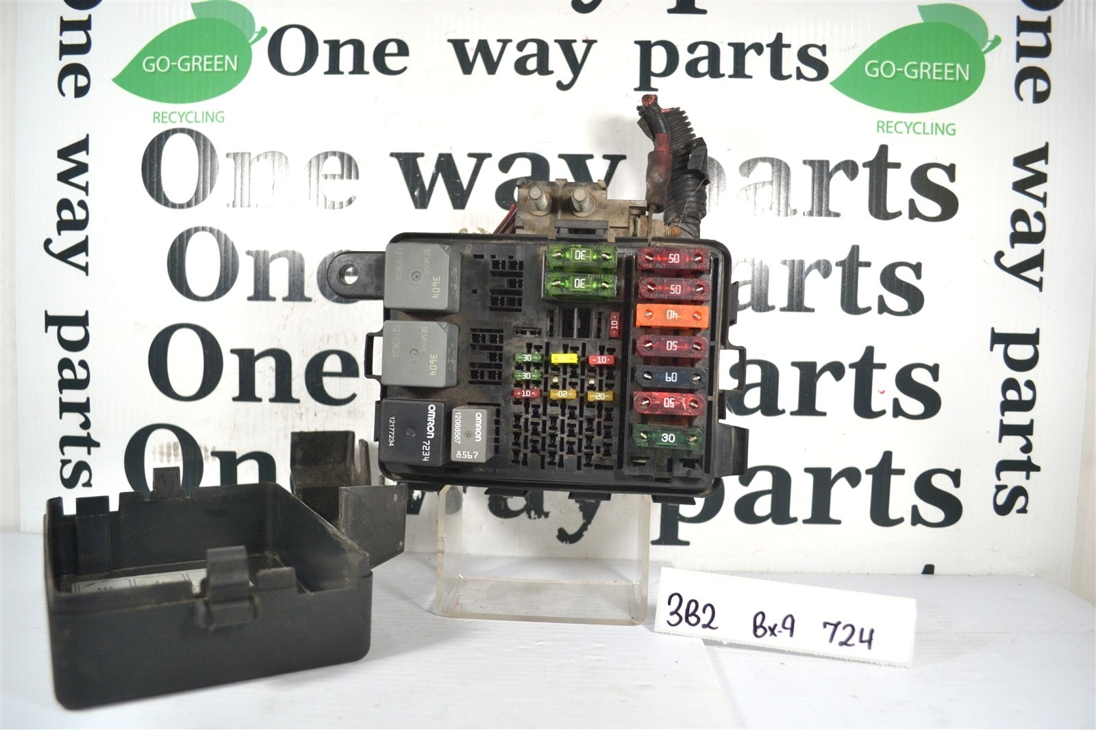 12162365D Yukon Sierra 4×4 4WD 2007-09 Fuse Box Junction Module OEM 3B2 724 B9
