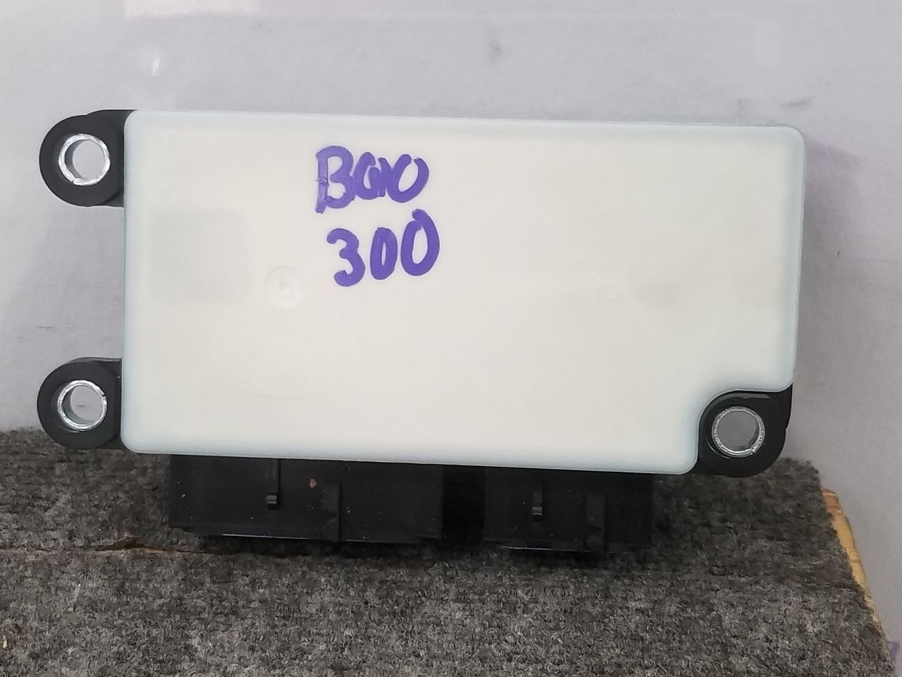 14 CHEVROLET SUBURBAN 1500 LTZ 5.3L SRS CONTROL MOD 13579116 OEM
