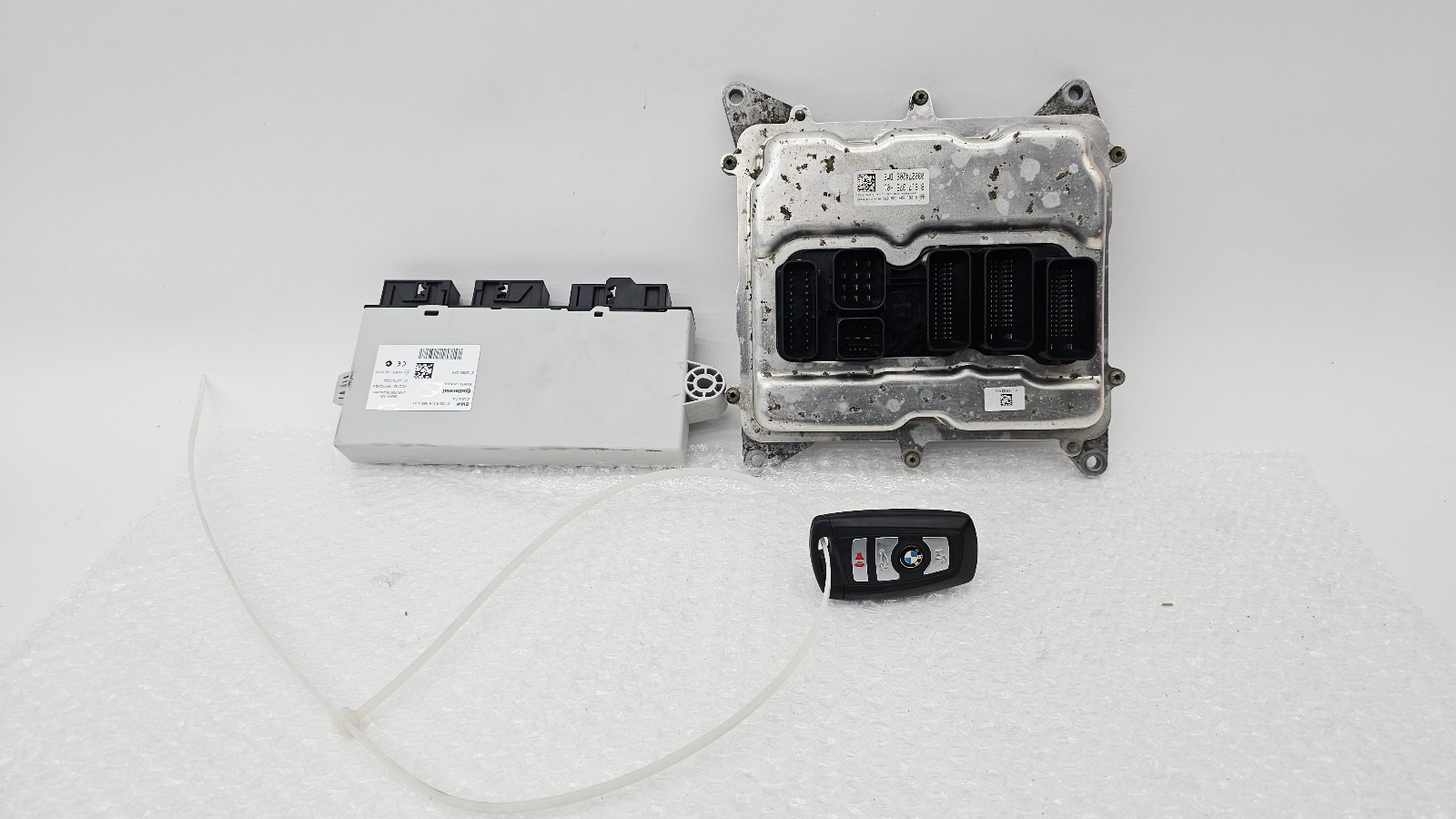 12-16 BMW F10 528Xi N20 Engine Computer Control Module ECU ECM DME CAS4 CA W/Key