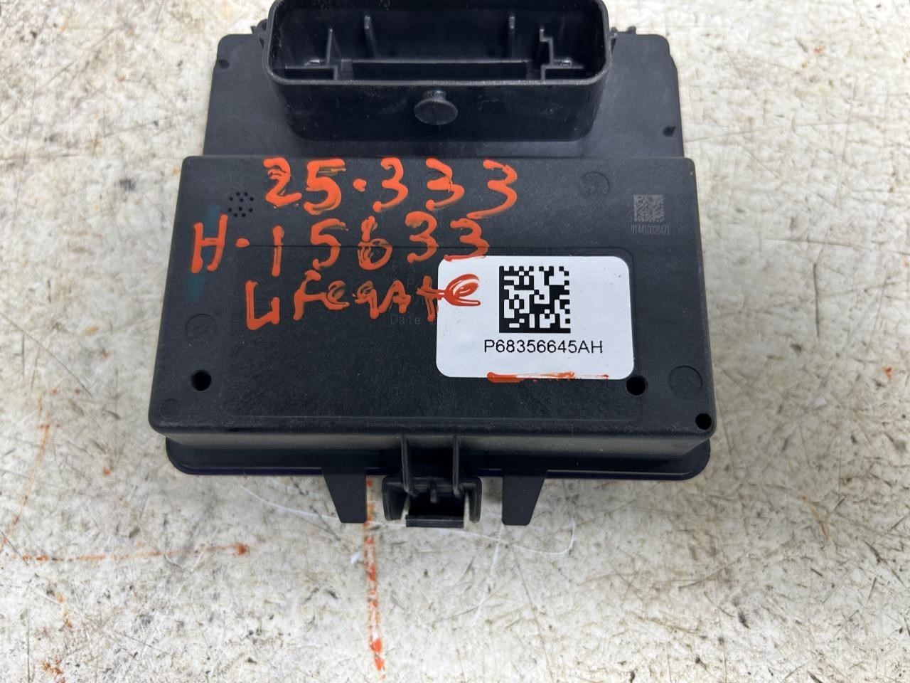 2021 JEEP GRANDCHER Liftgate Control Module OEM Part Number 68356645AH