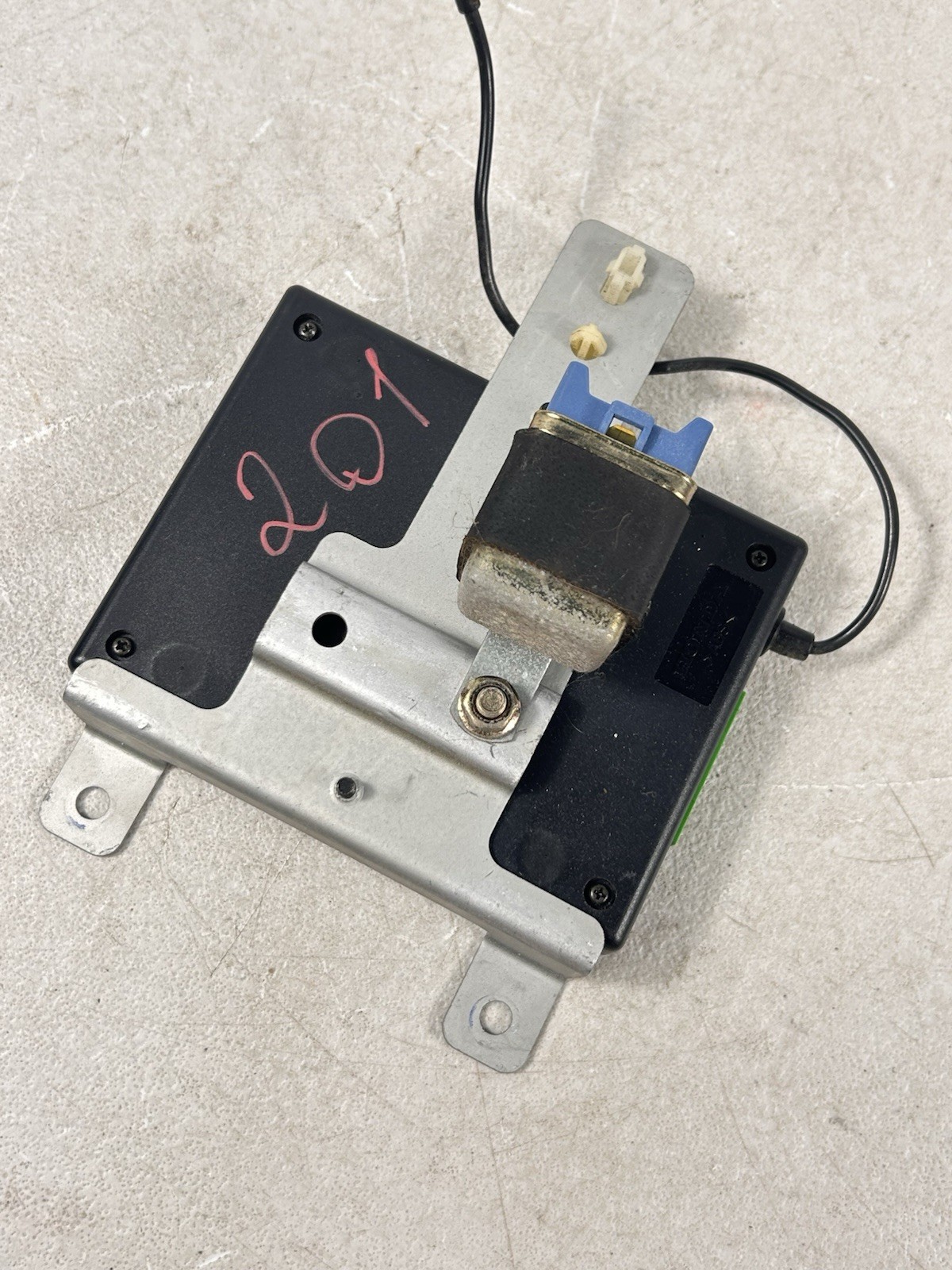 2005 Honda Insight OEM main security control module unit