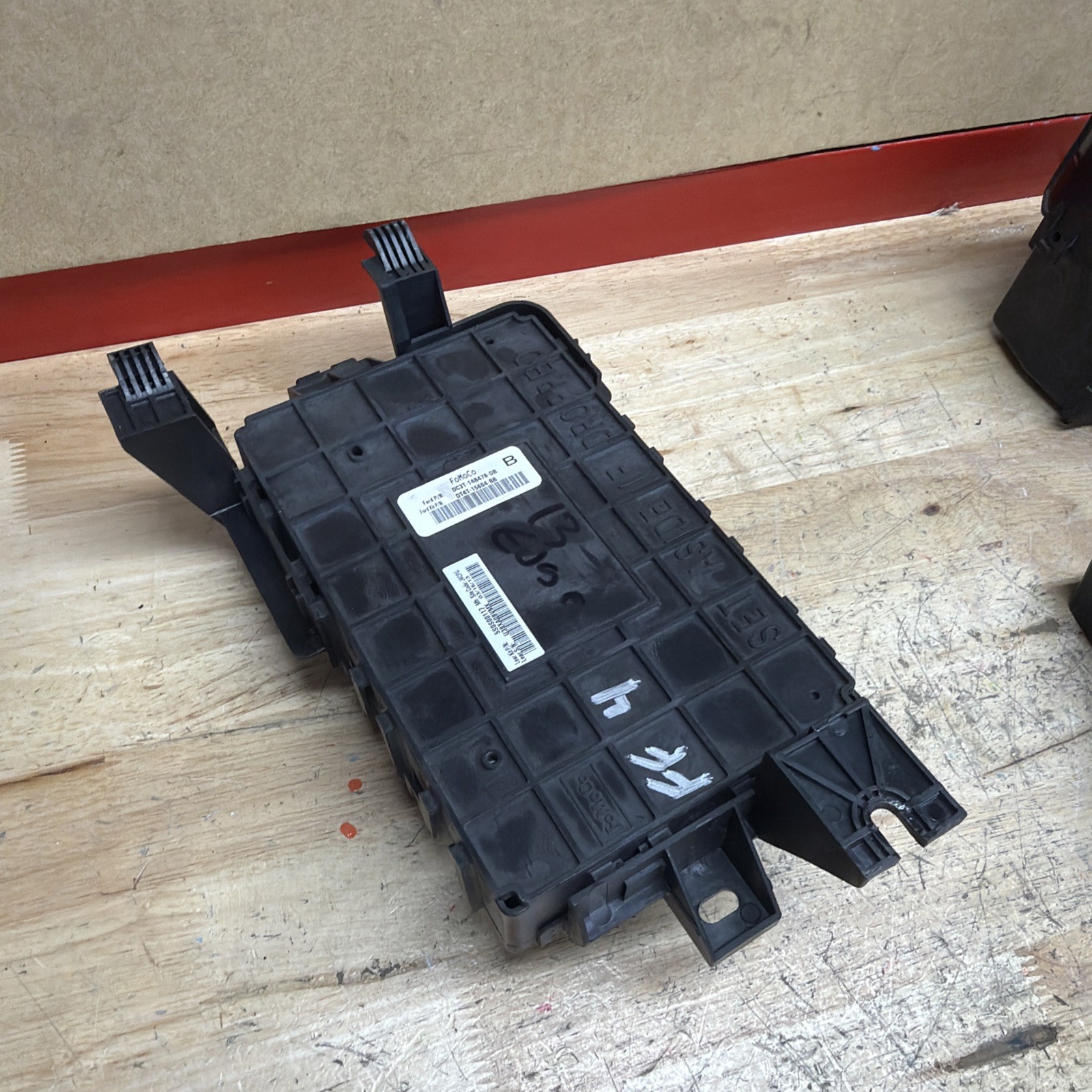 2011-2015 F150 MKX Edge Interior BCM Body Control Module Computer Cabin Fusebox