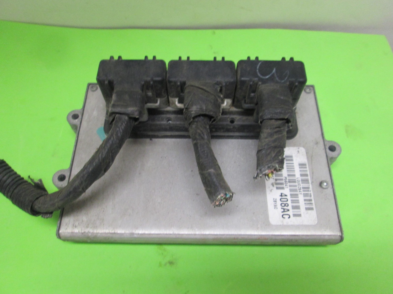 1997 Jeep Grand Cherokee Engine Computer 5.2L ECU ECM Module P56041408AC OEM 97