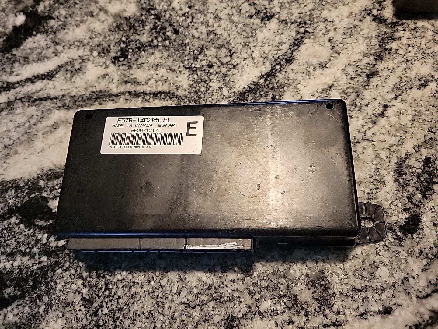F57B-14B205-EL 1995 1996 FORD RANGER MAZDA B-SERIES PWR 4×4 GEM MODULE BCM TCCM