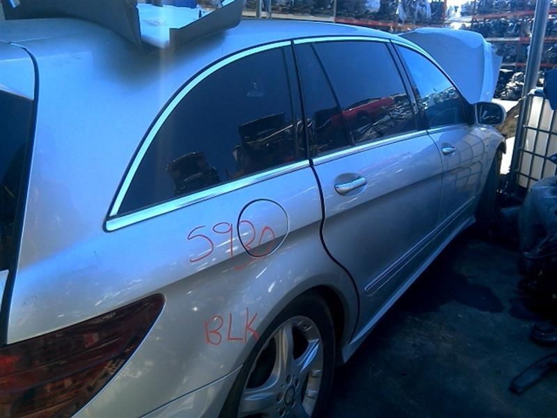 2009 Mercedes-Benz R320 – Front SAM Module – 1645406401 – R249933