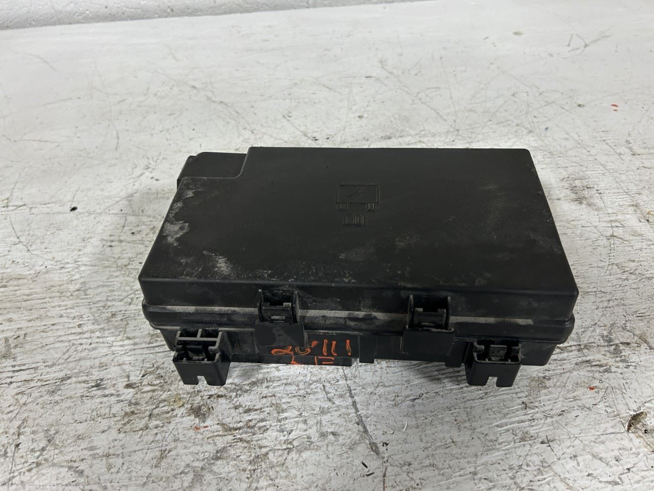 2020 DODGE RAM3500 Multifunction W/Fuse Box Control Module OEM ID 68437289AB