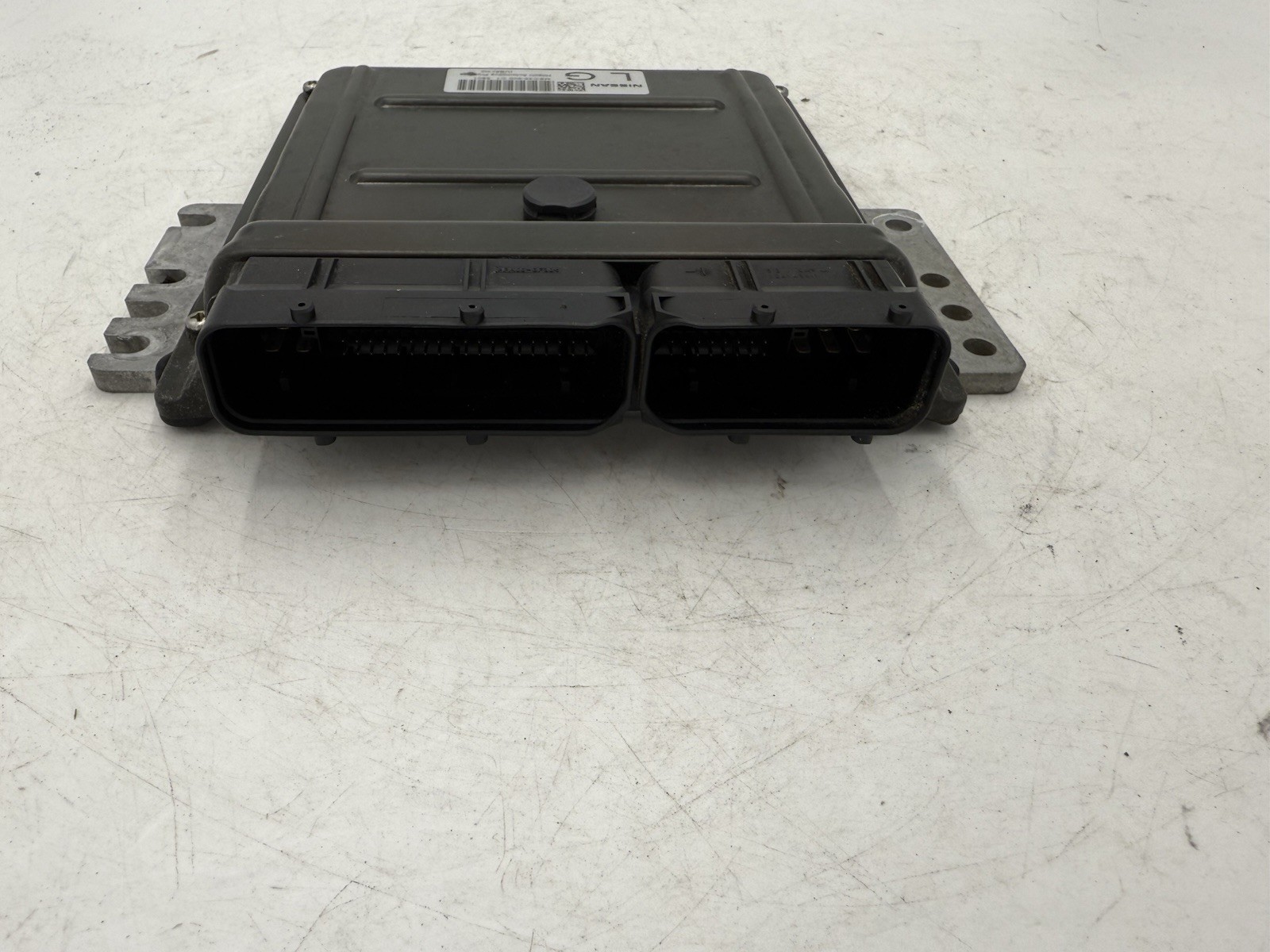 05 2005 Nissan Frontier 2.5 M/T Engine Control Module Computer MEC35-800 C1