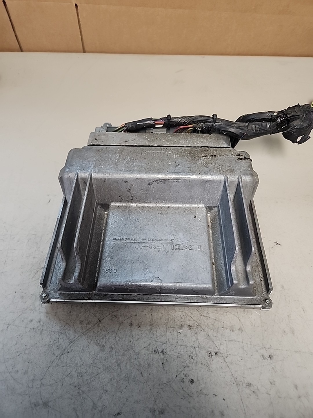 2005 Buick LeSabre ECM Engine Computer Module PCM 12582720 YFAU 12583827