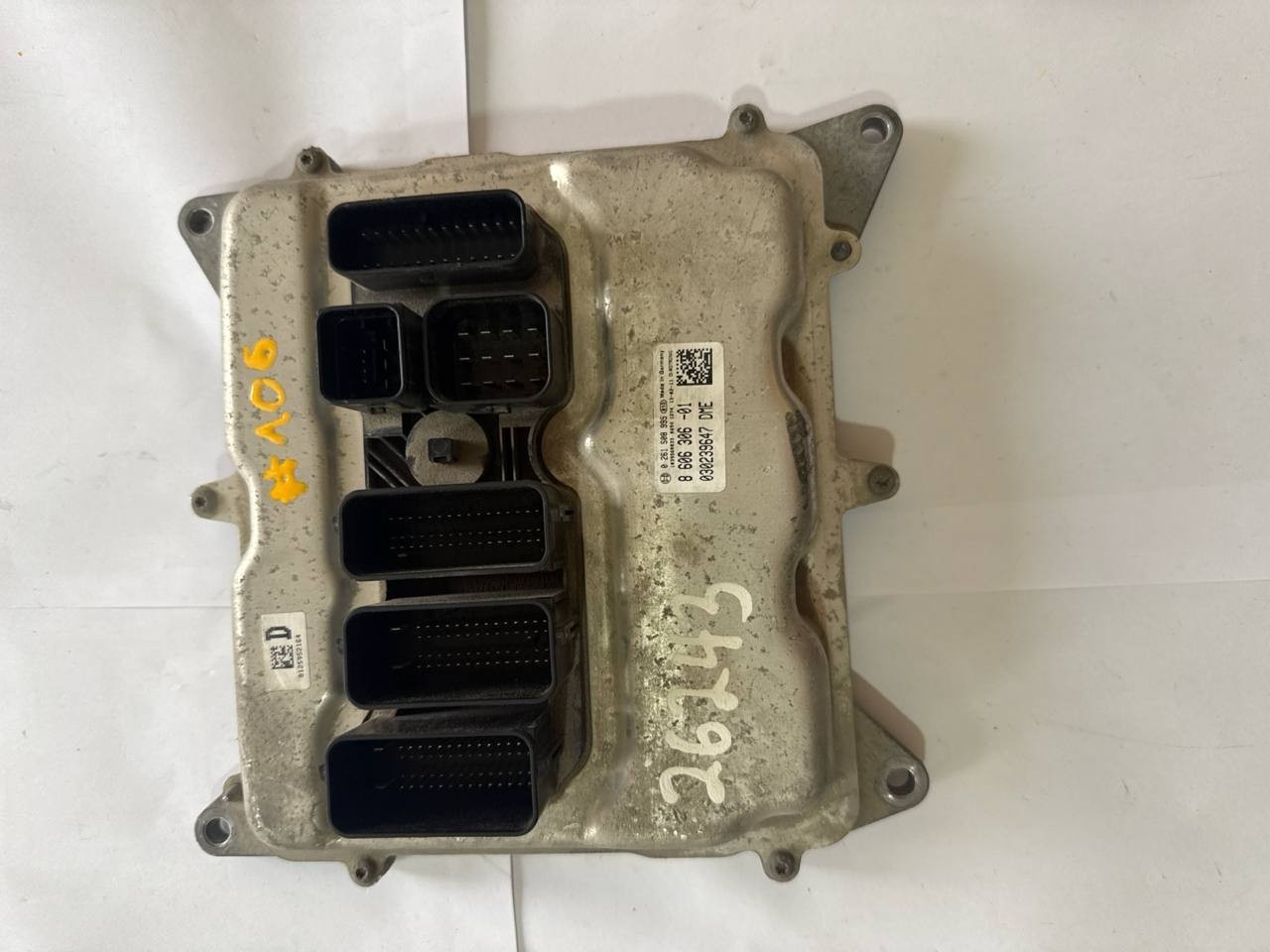 BMW F10 F11 F20 F30 X3 F25 DME Engine Controll Unit 8606306 8606777
