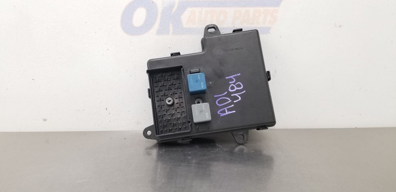 07 CHEVY CORVETTE C6 BODY CONTROL MODULE BCM 15916669