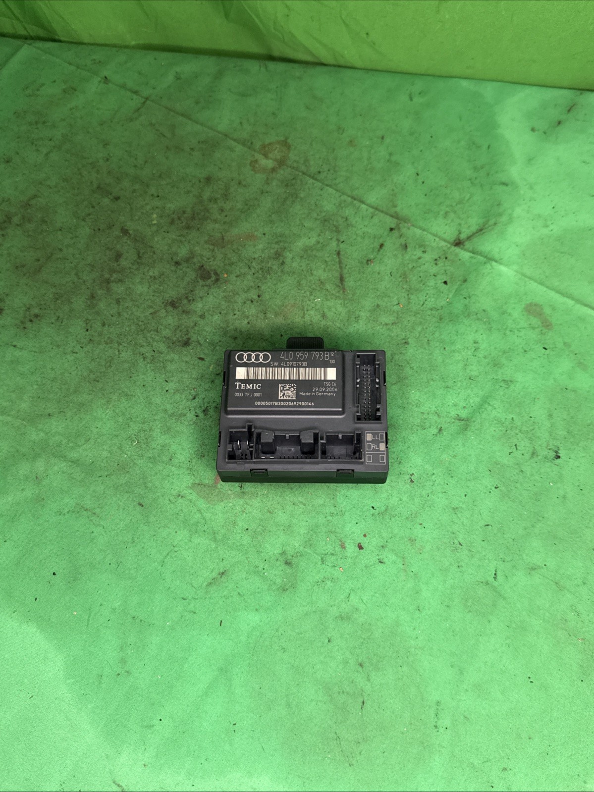 2007-2015 Audi Q7 4L Front Left Driver Side Door Control Module Unit OEM 413Q