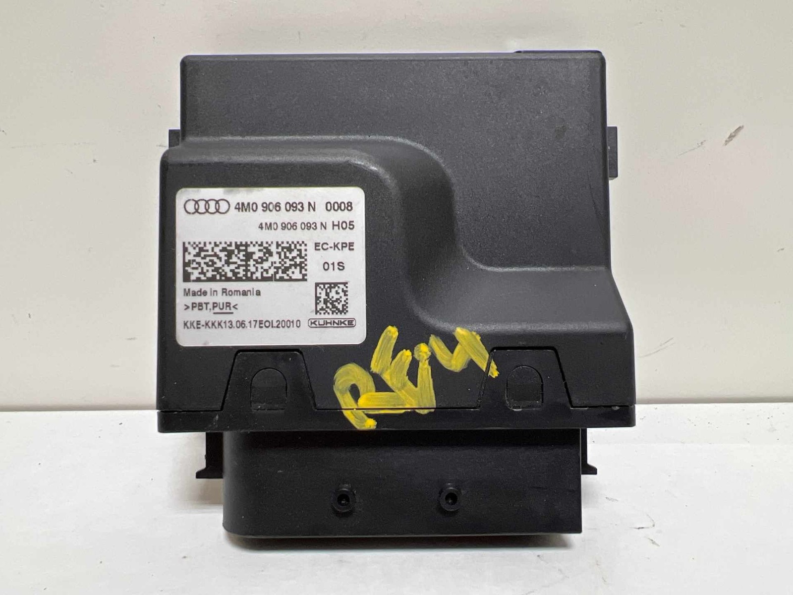 2018-2020 Audi A4 S4 S5 OEM Fuel Pump Control Module 4M0906093N (TL)