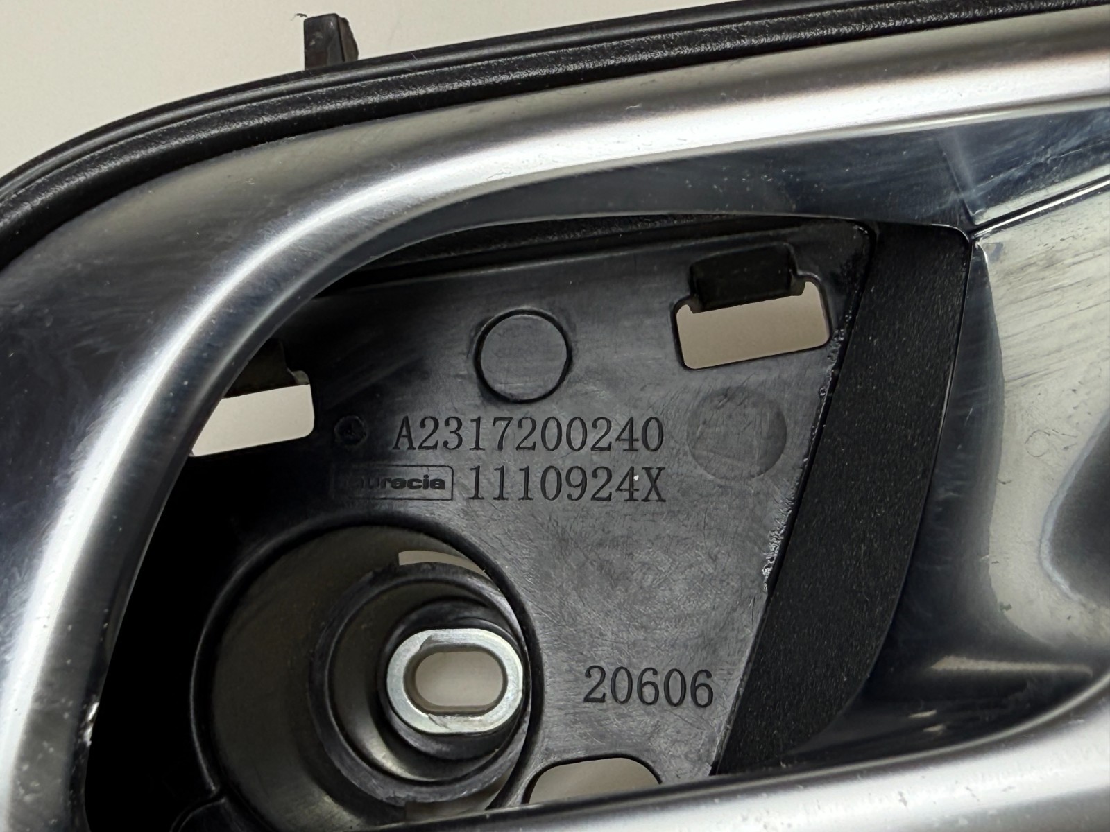 12 – 16 MERCEDES R172 SLK-CLASS FRONT RIGHT INTERIOR DOOR HANDLE A1727660478 OEM