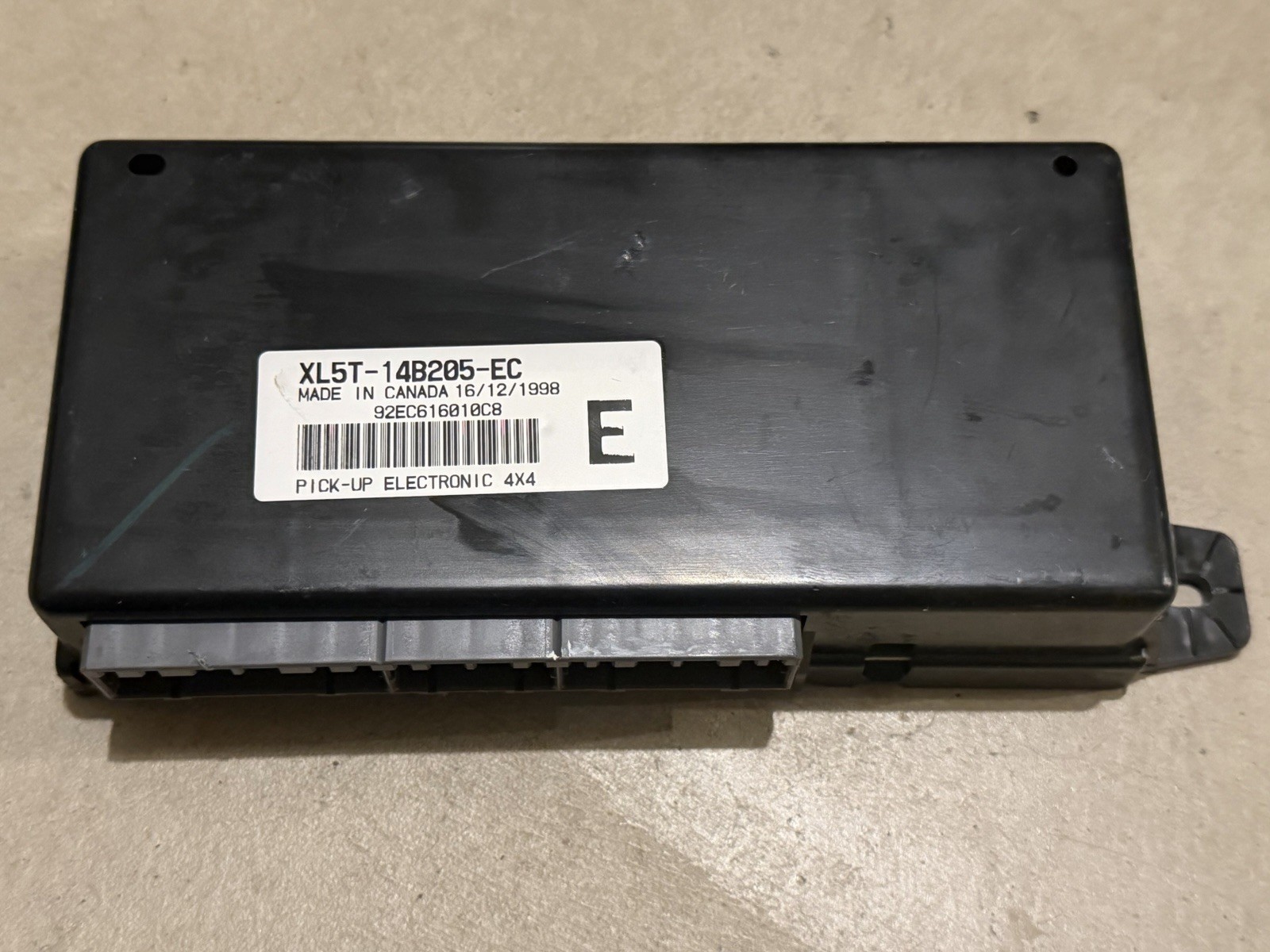 XL5T-14B205-EC Ford Ranger Mazda PL PW ESOF 4X4 GEM Computer Module 2000