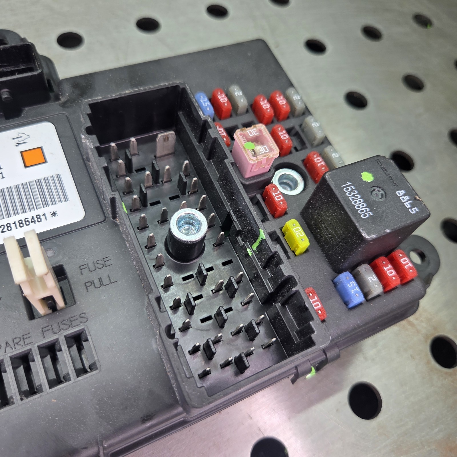 2008-2010 Pontiac G6 Body Control Module BCM 20793571