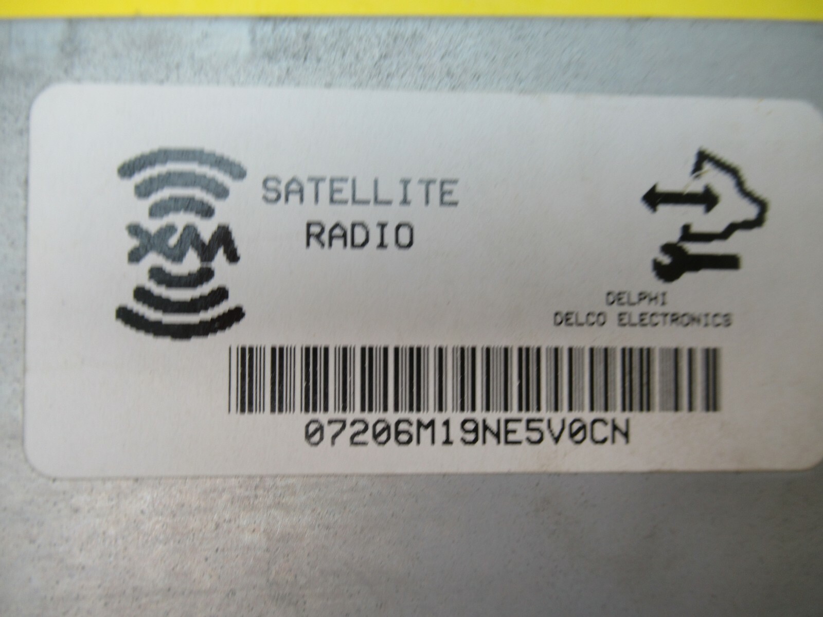 SATELLITE RECEIVER TUNER MODULE ECM for GMC BUICK SATURN 28059656 FOR PARTS ONLY