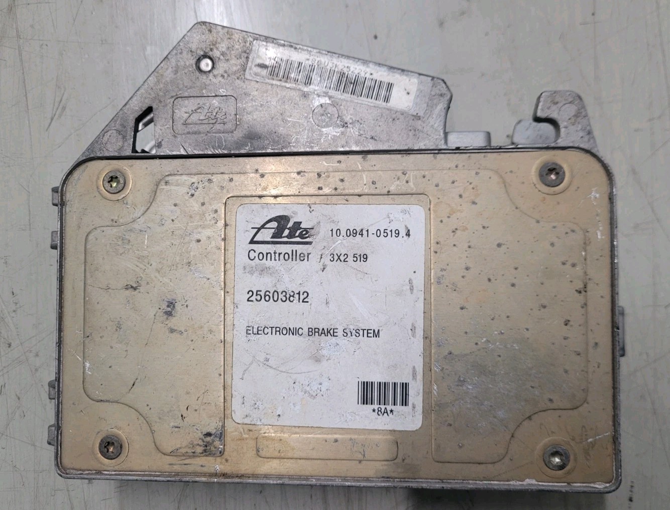94-95 BONNEVILLE LESABRE PARK AVE RIVIERA Chassis ECM ABS MODULE 25603812
