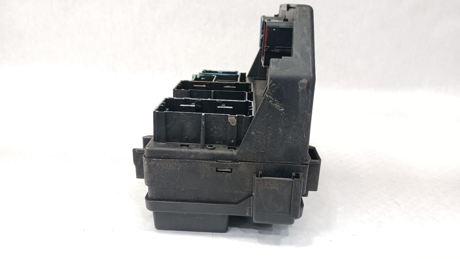 ’13 JEEP WRANGLER TIPC power control module fuse box OEM 1 Year Wnty!
