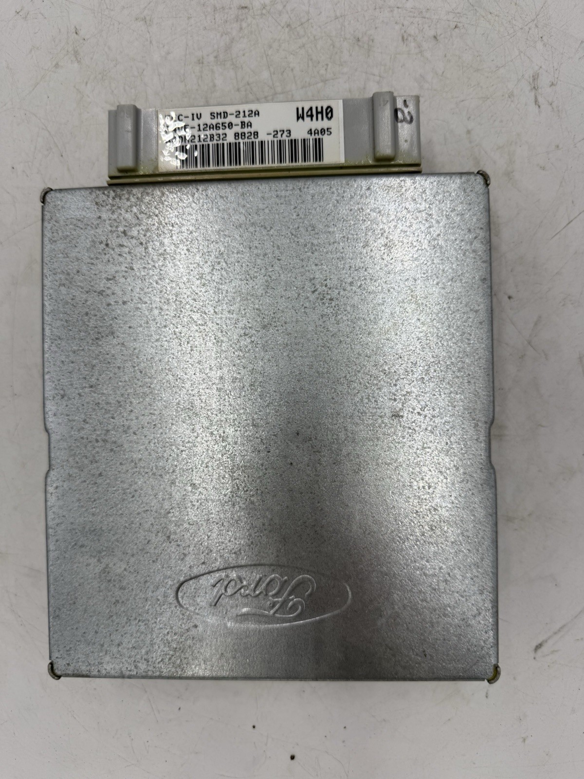 94-95 Ford Mustang Engine Computer ECM ECU Auto F4VF-12A650-BA OEM