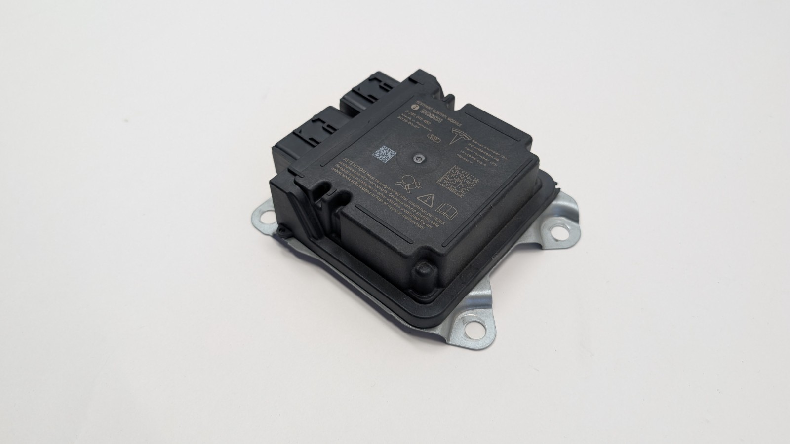 Tesla Model 3 Diagnostic Computer Module Control 1512876-00-A OEM