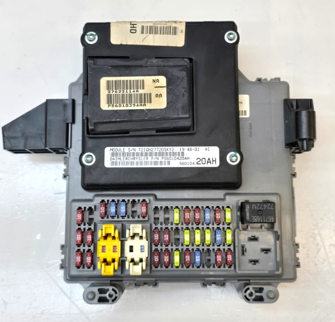 Jeep Liberty 2002-2004 Body Control Module Interior Fuse Box 56010394AA OEM #