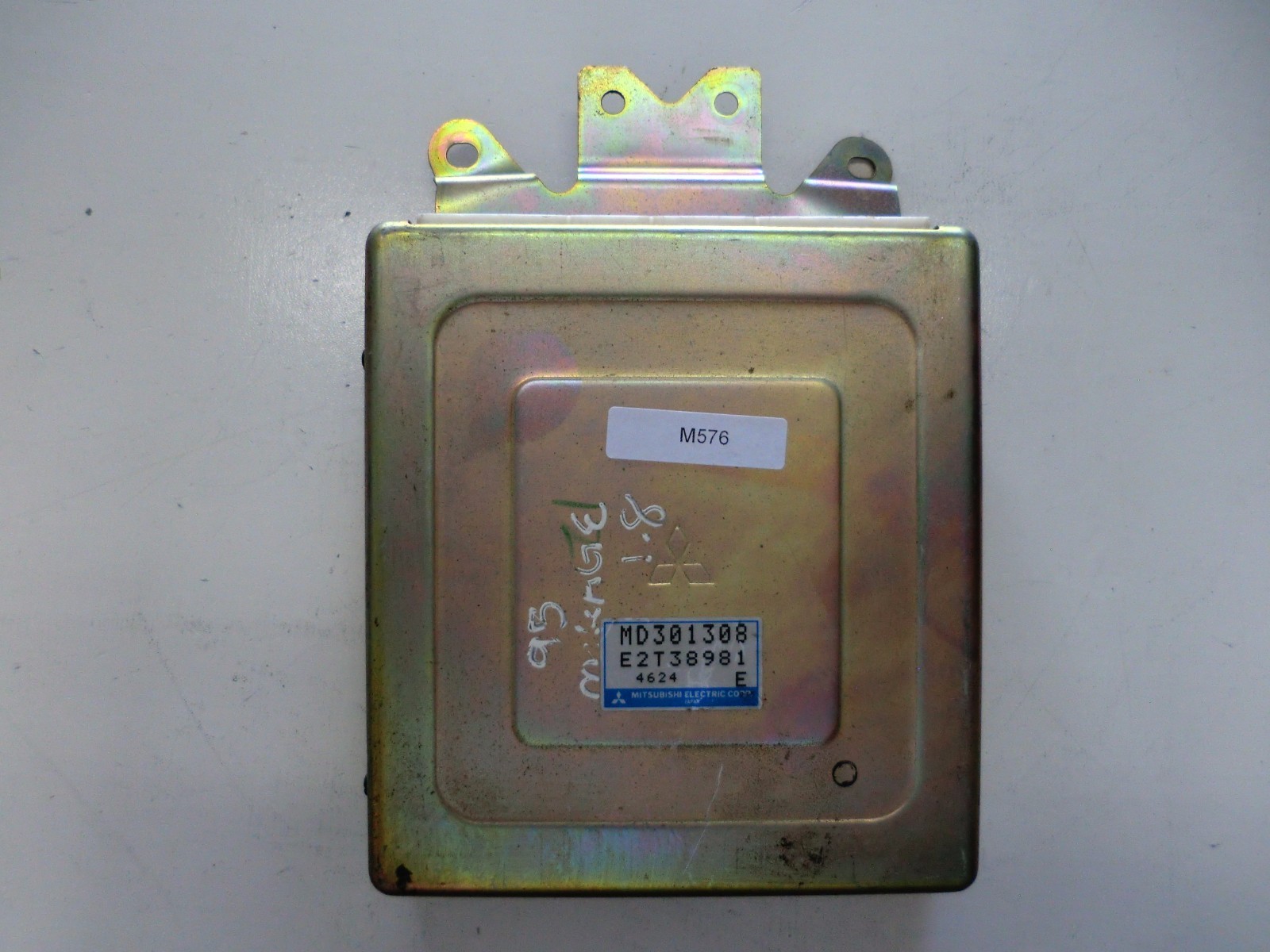 MD301308 | MITSUBISHI OEM ENGINE CONTROL MODULE UNIT ECM ECU