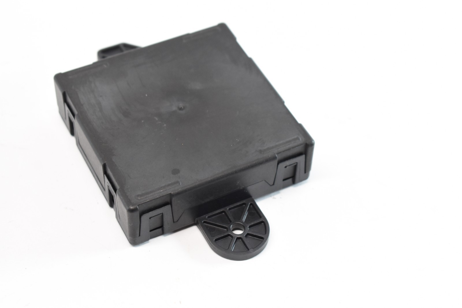 2008 – 2018 Grand Caravan Drivers SIDE Door Module TOWN AND COUNTRY 05026861AE