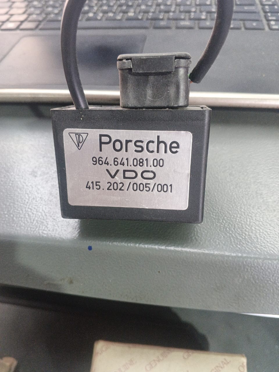 Genuine Porsche 964 VDO Control Module OEM 96464108100 New NOS
