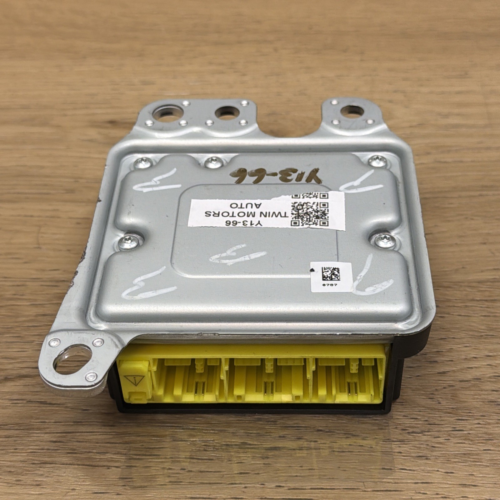 🟢🟢2014-2019 Infiniti Q50 98820 6HE0A CLEAR CONTROL MODULE SRS🟢🟢