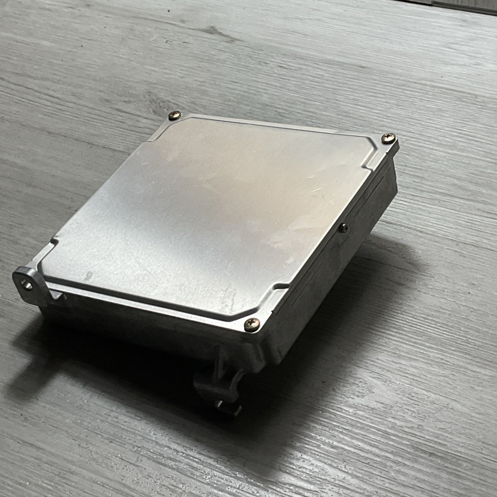 2002 – 2004 Honda CR-V 2.4L Engine Computer Control Module ECM ECU 37820-PPA-A57