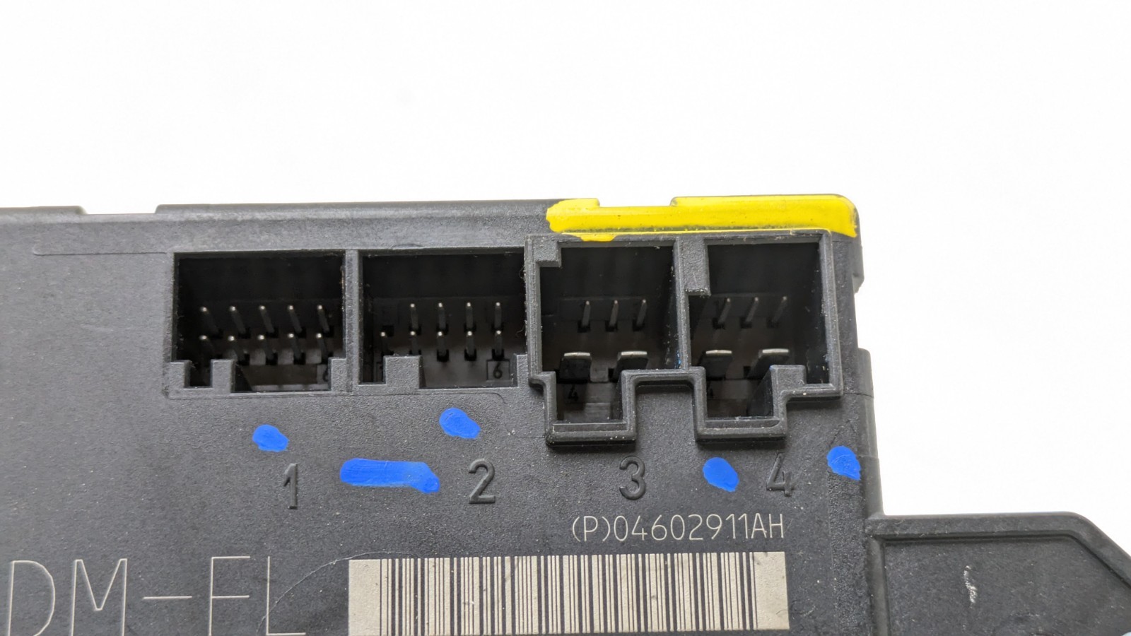 JEEP GRAND CHEROKEE MK4 WK2 DOOR CONTROL MODULE ECU FRONT LEFT SIDE 2011