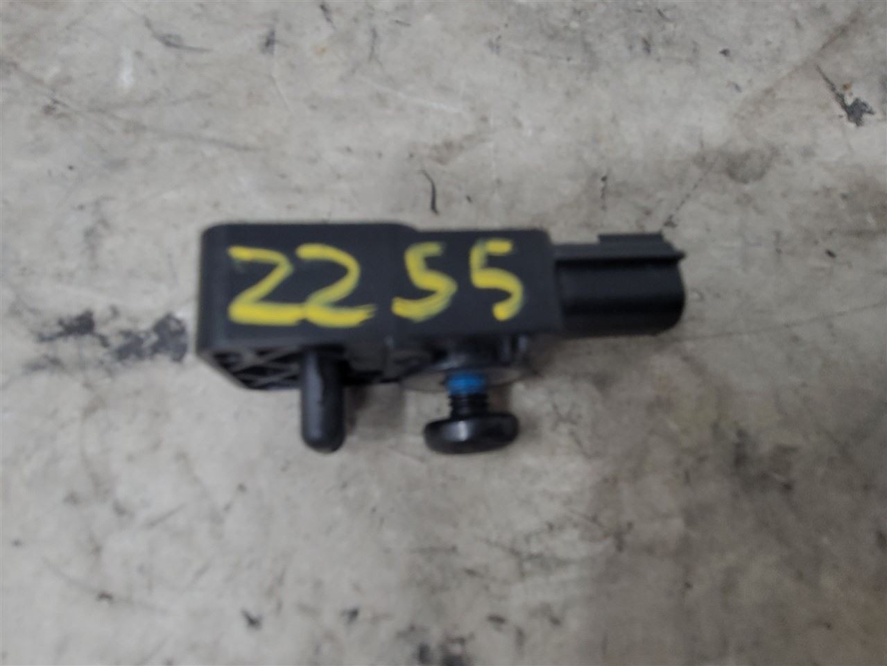 2016-2022 CAMARO SS CRASH SENSOR OEM 13509729 16-22