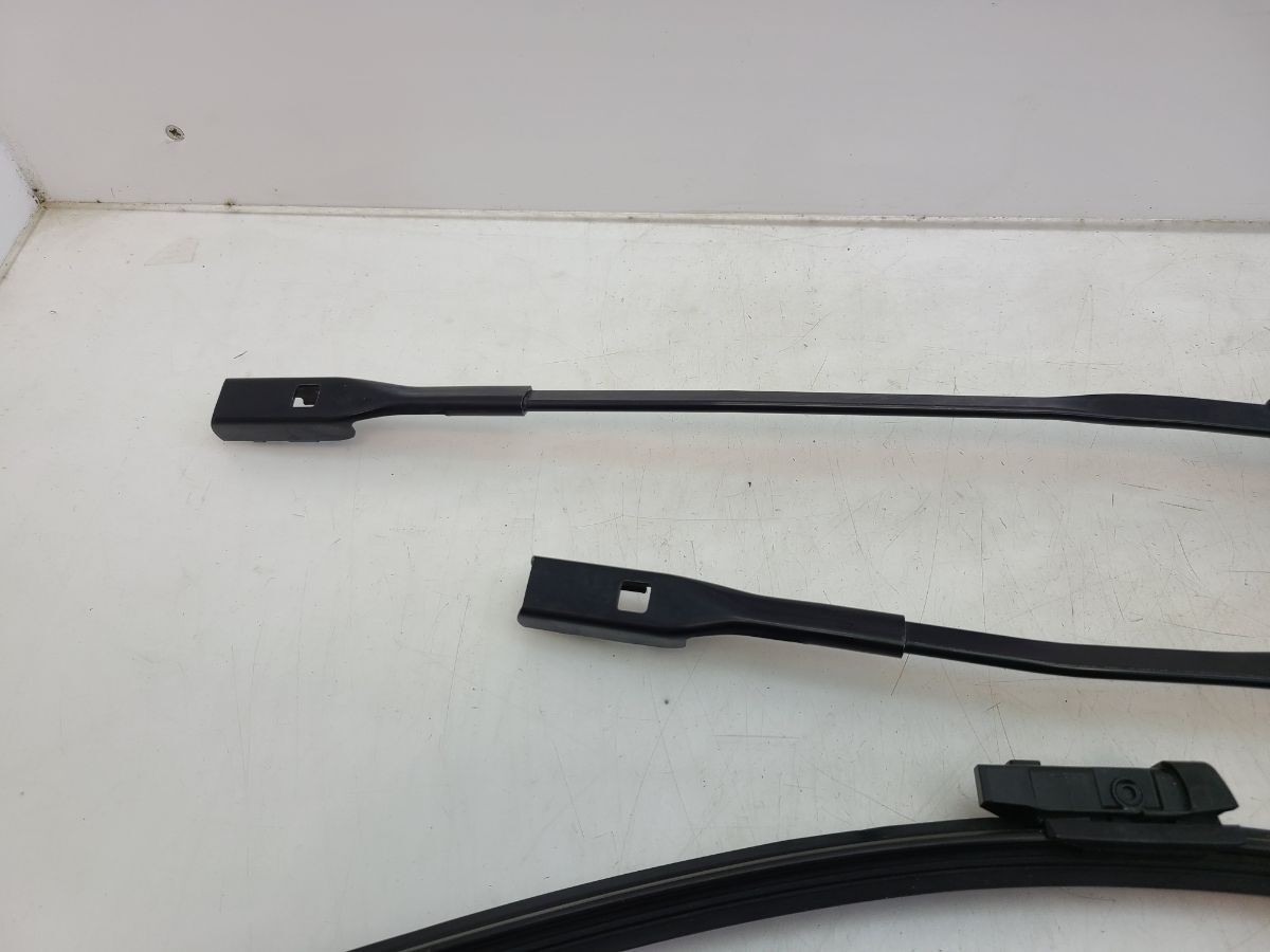 AUDI Q5 FY Wiper Arms Front and Rear