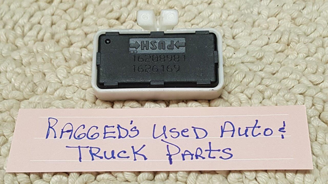 1997 Chevrolet C2500 350 5.7L Knock Module GM Part No.: 16208981