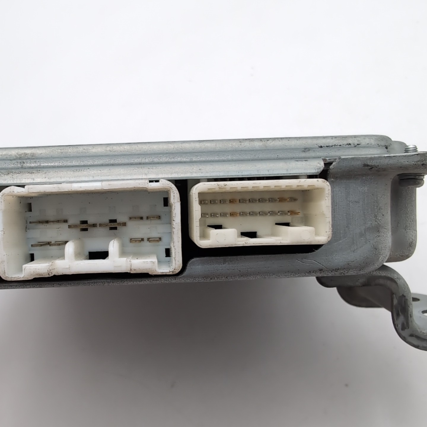 2013 – 2017 Lexus LS460 LS600h Power Steering Control Module 89181-50290 OEM