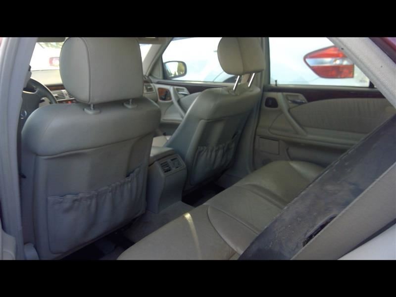 2002 Mercedes-Benz E430 – LH Front Door Module – 2108207726 – R323471