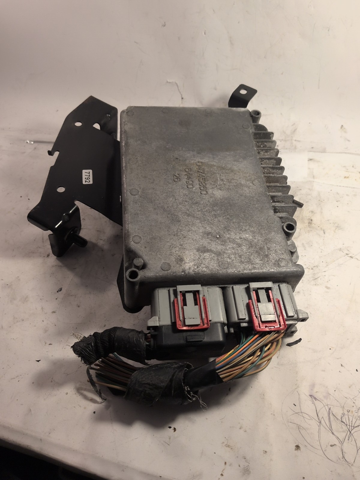 2002 Chrysler Sebring Engine Control Module ECM ECU 04745860 2.7L OEM