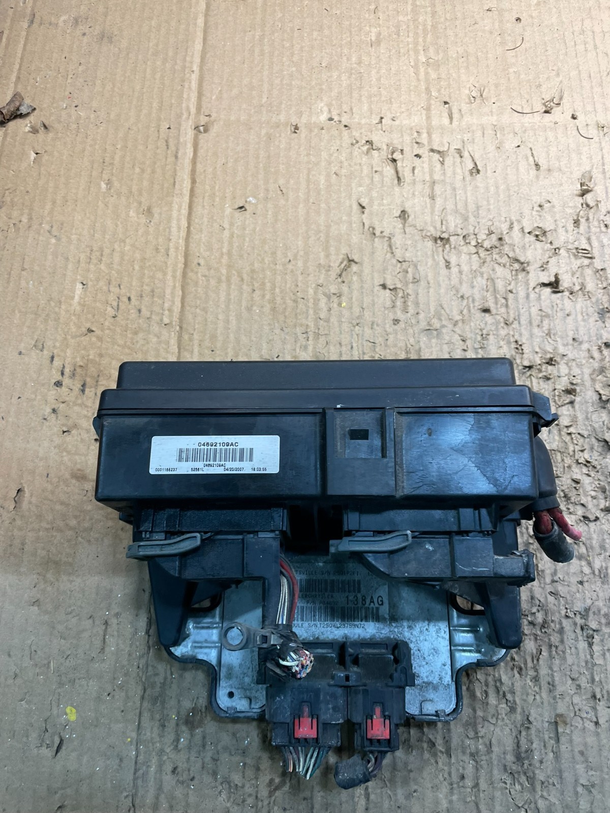 2007 Jeep Grand Cherokee Fuse Box BCM Body Control Module Oem x4292 DG