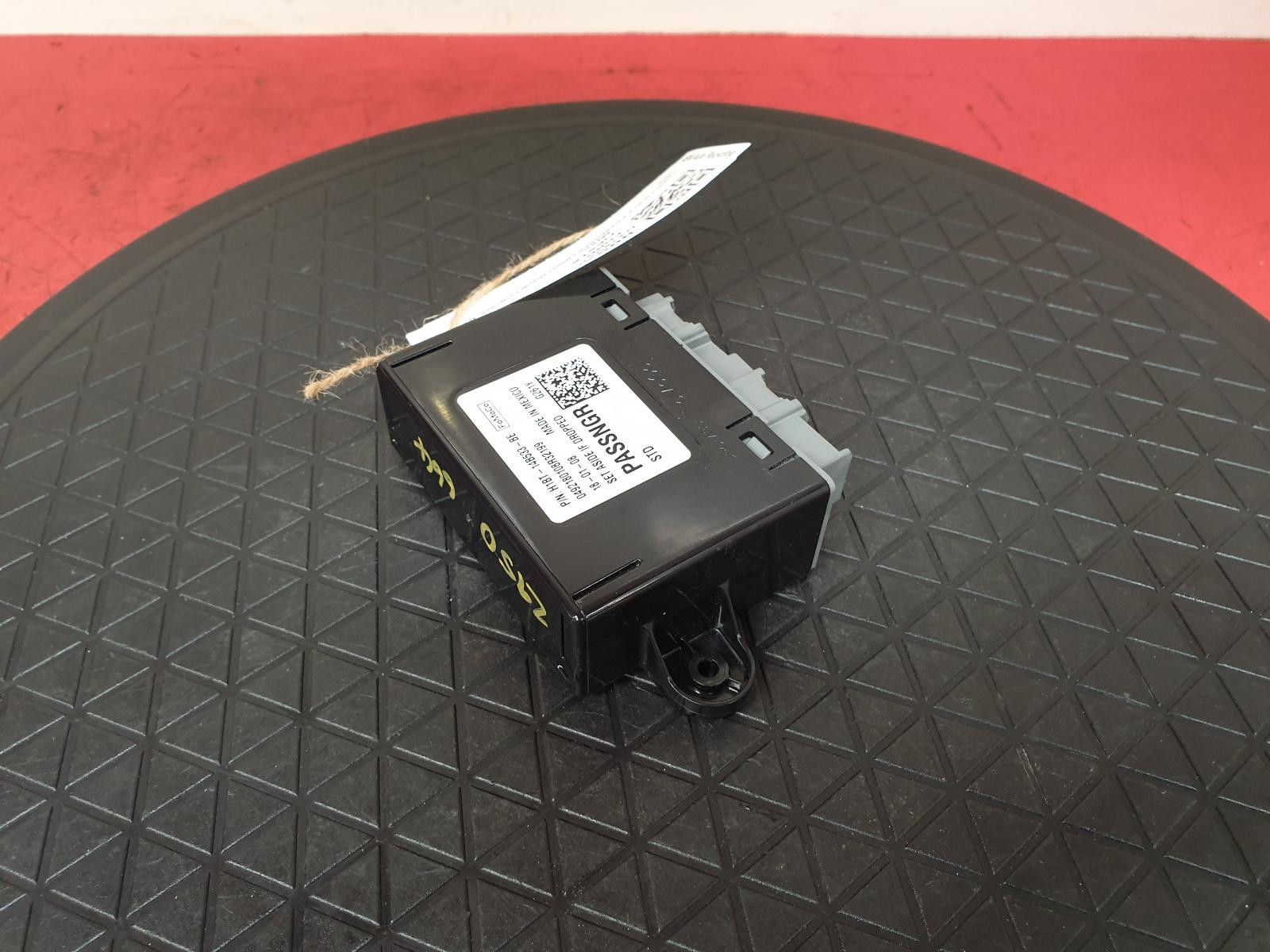 FORD FIESTA MK8 FRONT PASSENGER CONTROL UNIT 2018 H1BT-14B533-BE